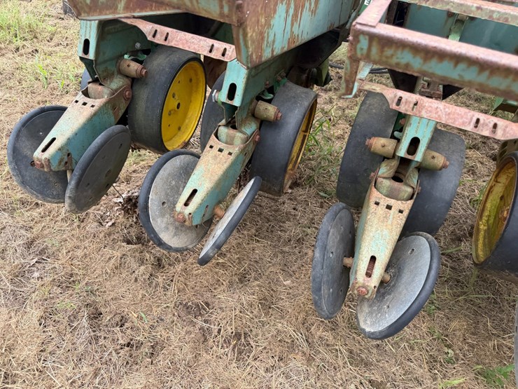 john-deere-530-image-28