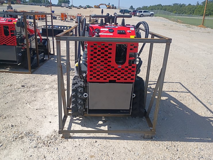 #l66-013-•-2026-agt-ysrt14-mini-skidsteer-image-7