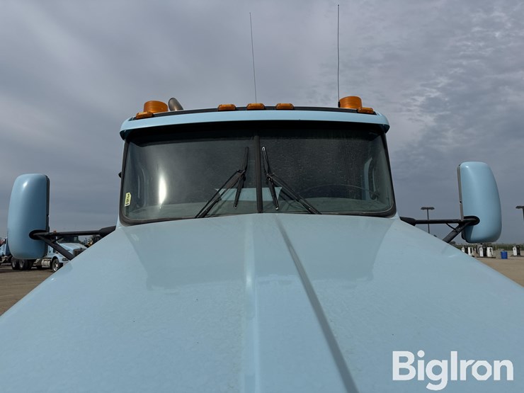 2008-kenworth-t800-image-12