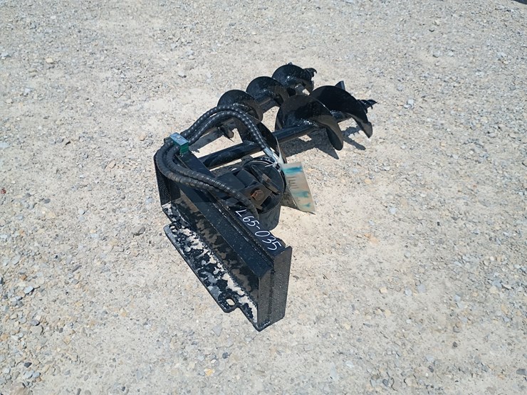 #l65-035-•-irlda-auger-mini-skid-steer-attachment-image-8