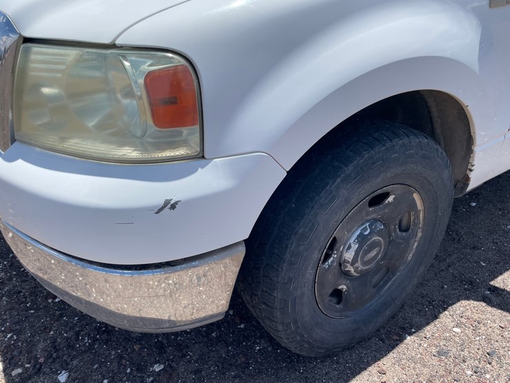2004-ford-f150-image-10