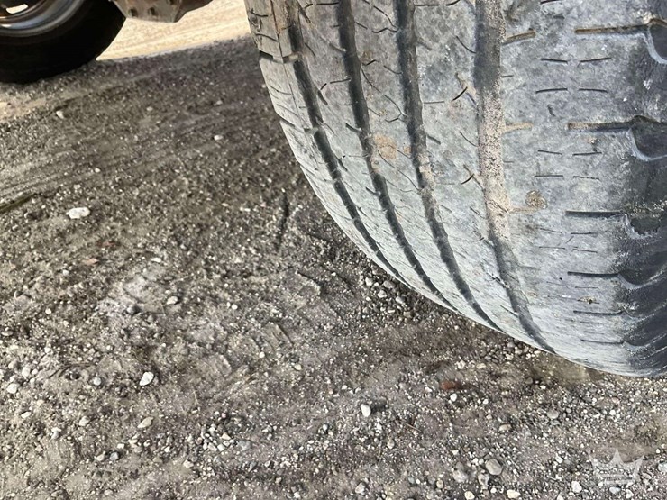 2017-ford-f150-image-29