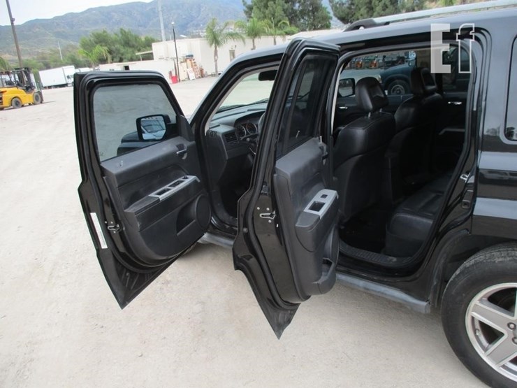 2008-jeep-patriot-image-13