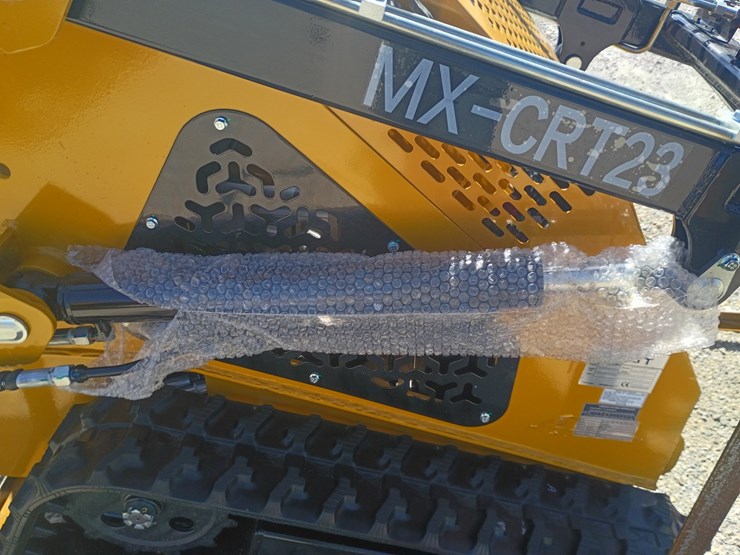 #l66-011-•-2026-agt-mx-crt23-mini-skid-steer-image-21