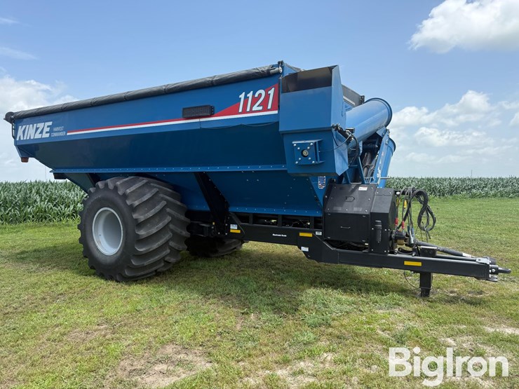 2022-kinze-1121-image-3