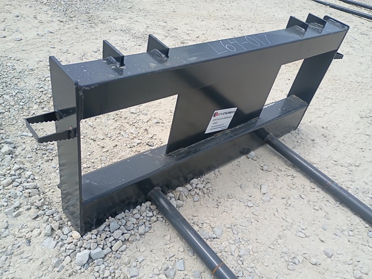 #l64-017-•-jct-bale-spear-skid-steer-attachment-image-6