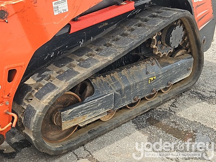 2024-kubota-svl65-2-image-15
