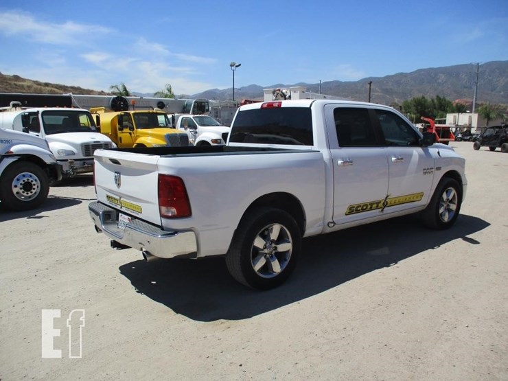 2018-dodge-ram-1500-image-3