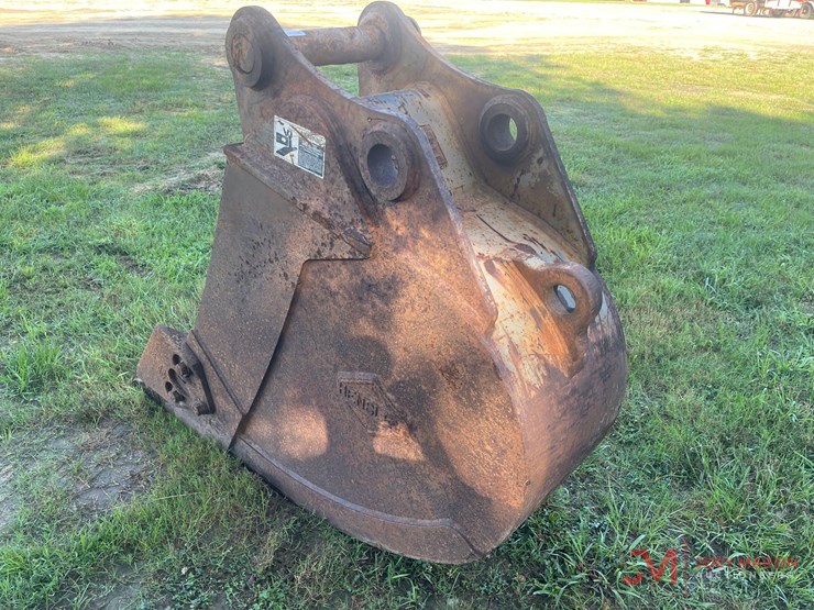 21"-tooth-excavator-bucket-image-5