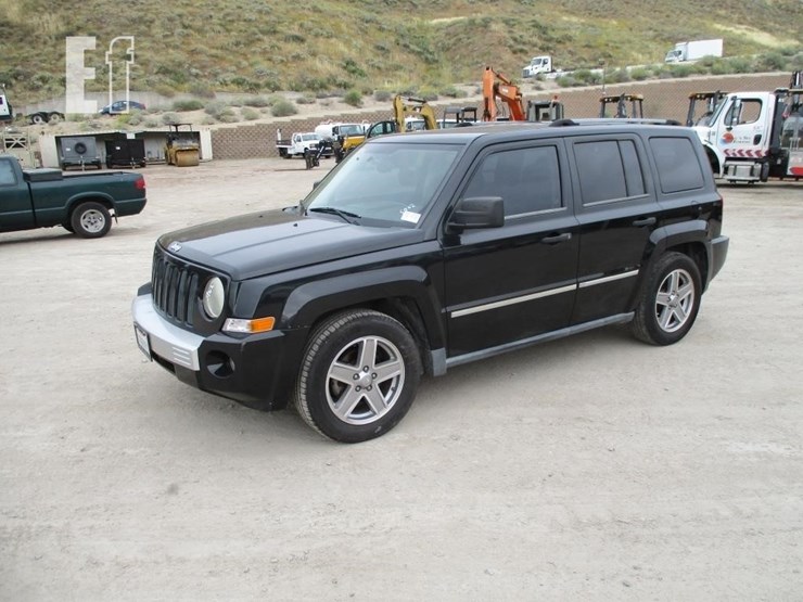 2008-jeep-patriot-image-1