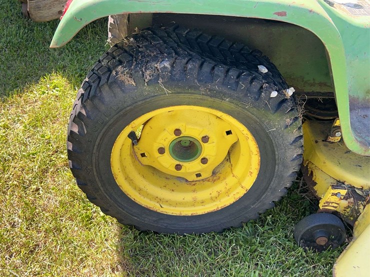 john-deere-112-image-16