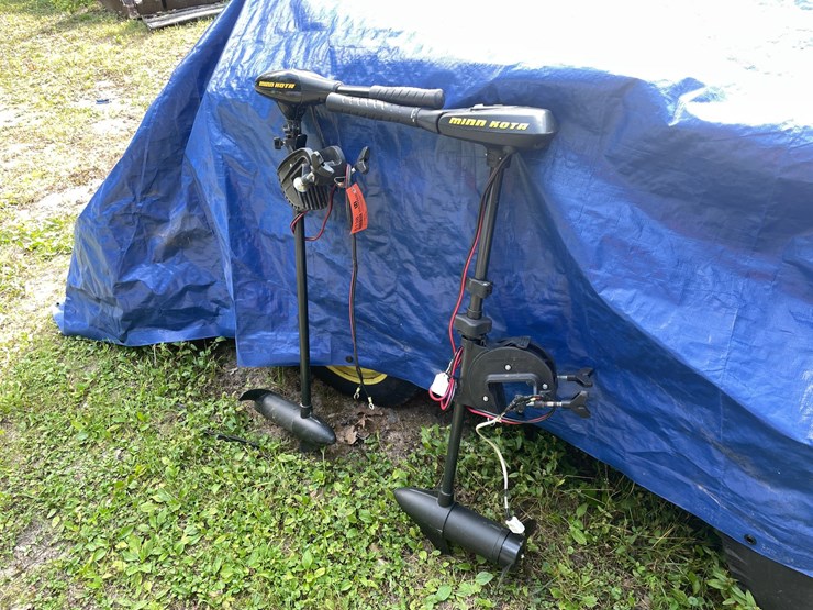 #6138-•-(2)-minn-kota-trolling-motors-image-2