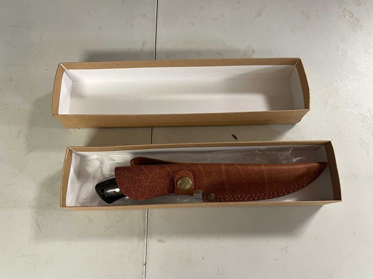 #10814-•-cocabola-handle-5.5"-drop-point-knife-image-8