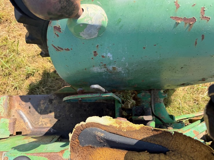 1972-john-deere-820-image-46
