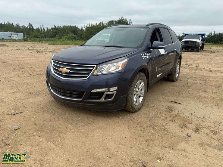 2014-chevrolet-traverse-image-1