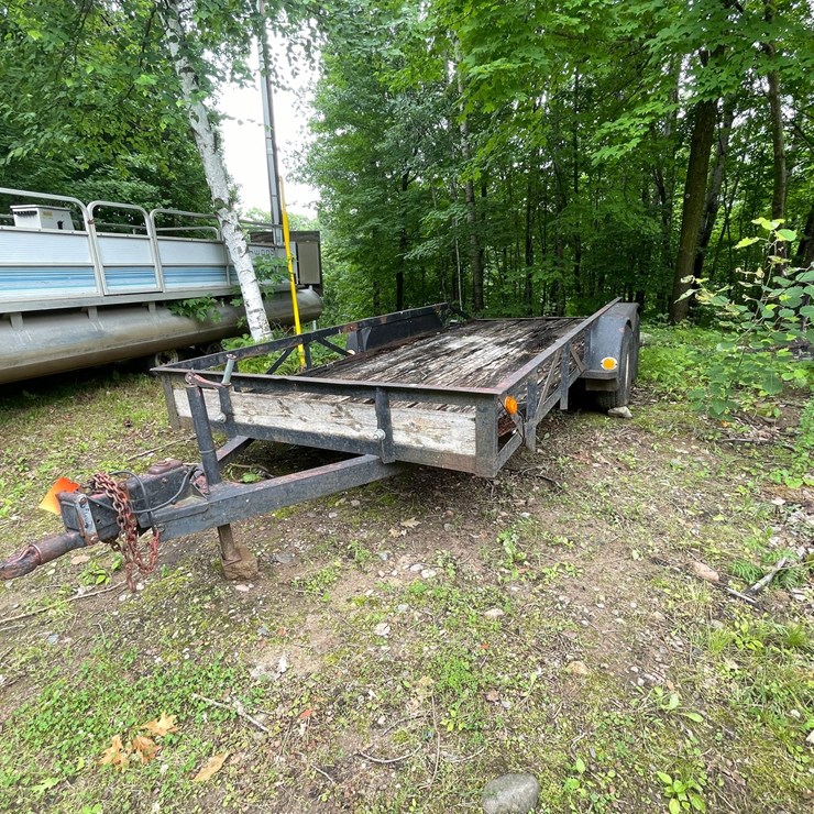 #6102 • Flatbed Trailer (No Title)(Sells Bill of Sale)