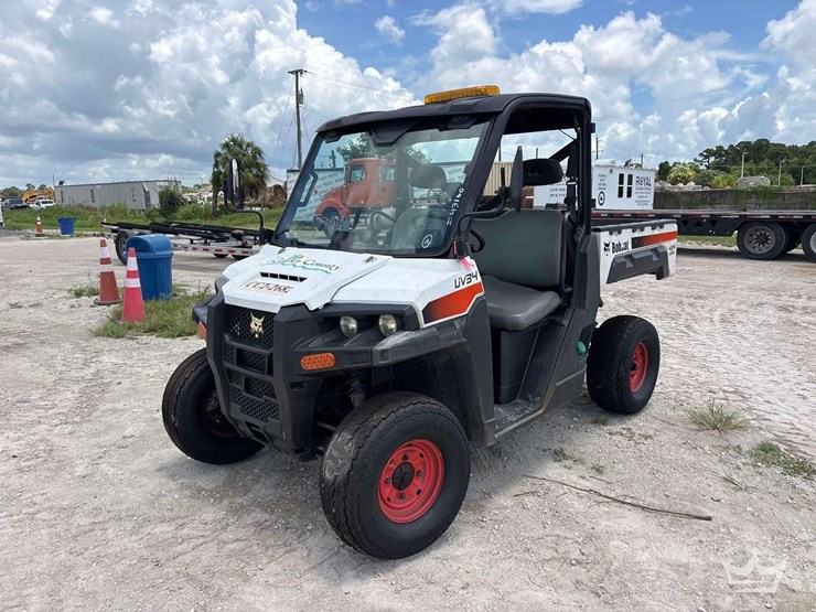 2021-bobcat-uv34-image-1