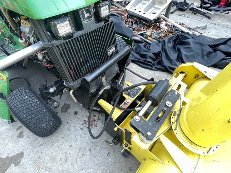 john-deere-425-image-16