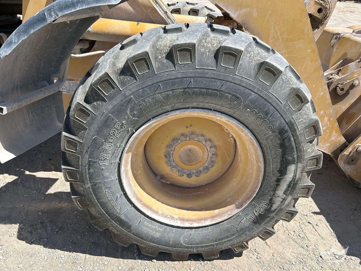 2002-caterpillar-924g-articulated-wheel-loader-image-29