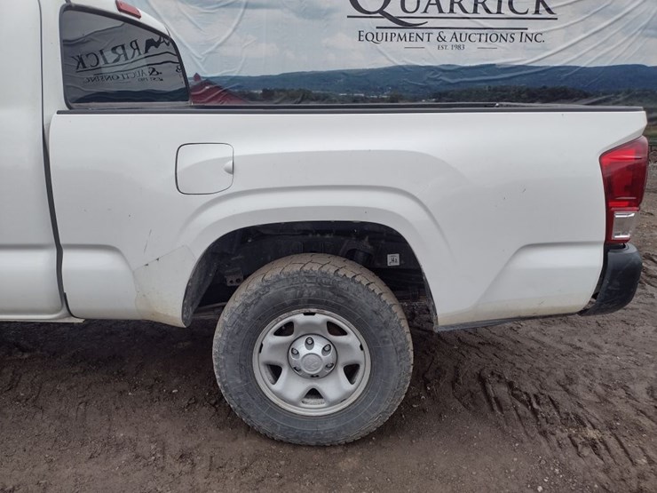18-toyota-truck^title^-(qea-4649)-image-16