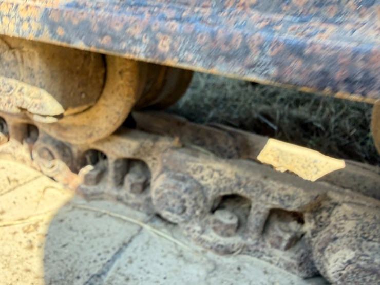 caterpillar-307-image-10