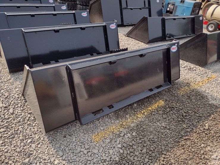 66-in-skid-loader-bucket-(qea-2310)-image-1