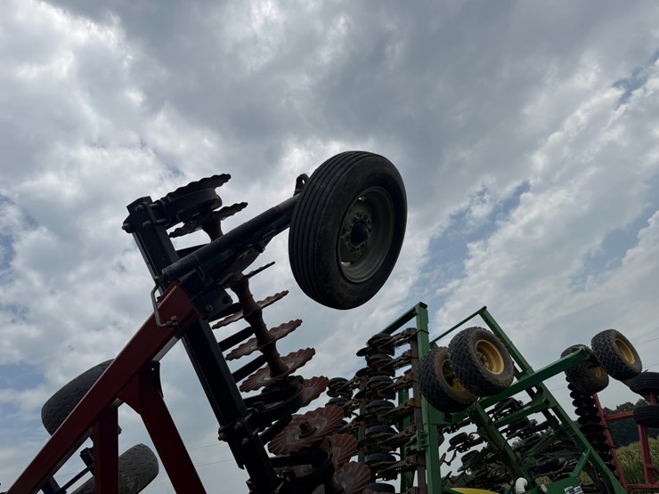 #52651-•-case-ih-335-vt-38'-vertical-tillage-tool-yfd079741-inv#52651-image-11