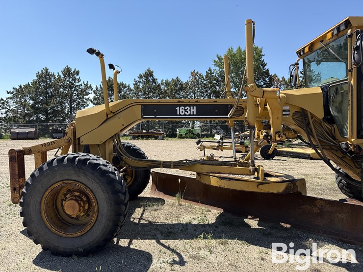 2004-caterpillar-163h-vhp-plus-image-15