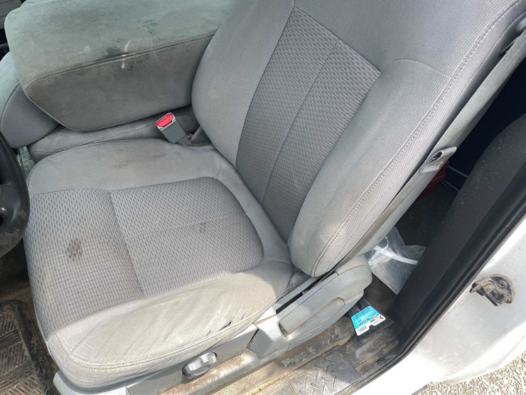 2014-ford-f150-xl-image-55