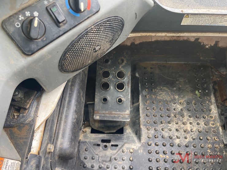 2019-bobcat-t770-image-22