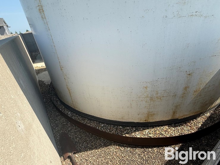 2015-kay-tank-vertical-fuel-tank-image-19