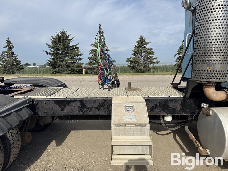 2008-kenworth-t800-image-19