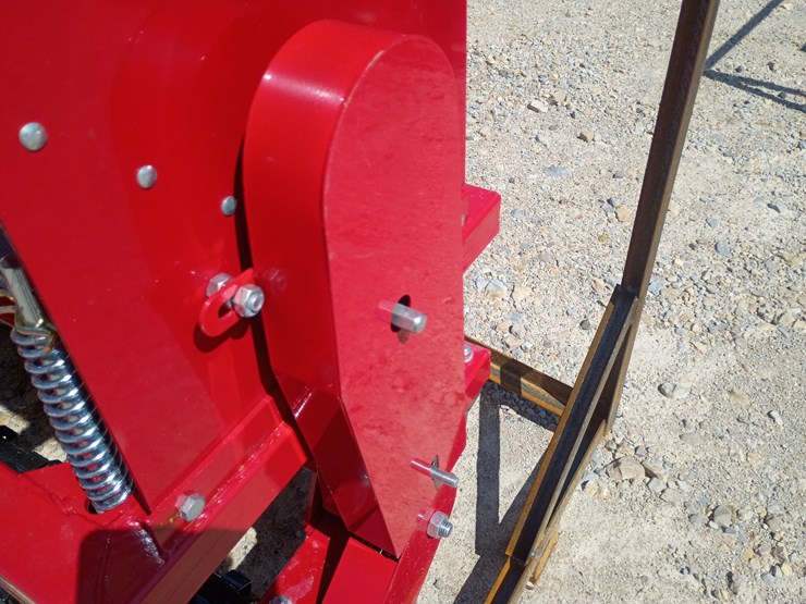 #l66-028-•-agt-seed-drill-skid-steer-attachment-(3-point)-image-12