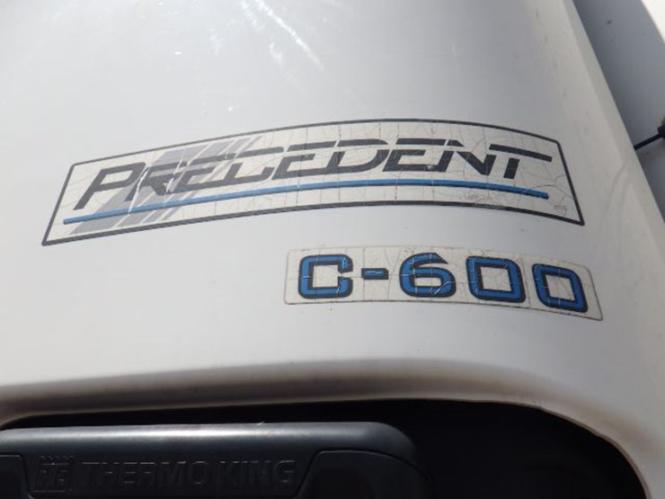 2018-utility-3000r-image-20