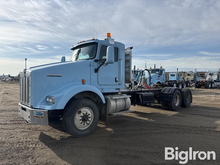 2007-kenworth-t800-image-1