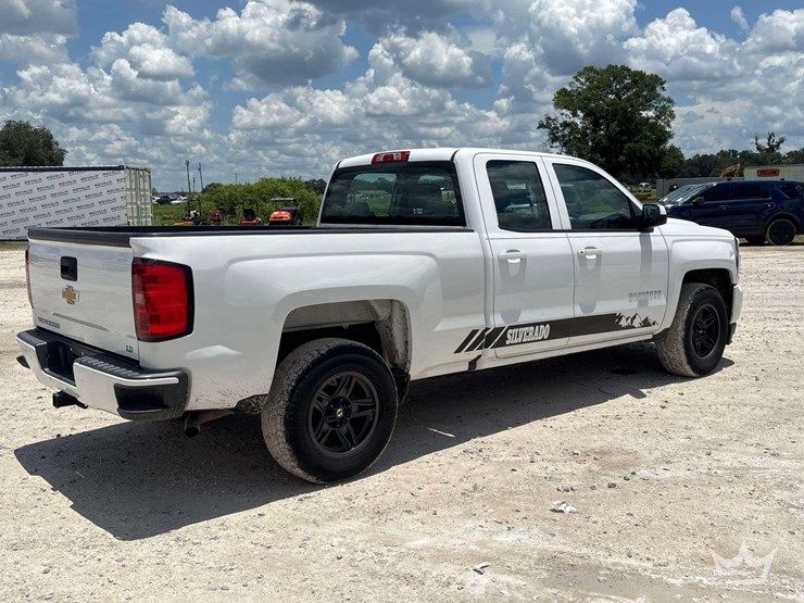 2019-chevrolet-silverado-1500-image-3