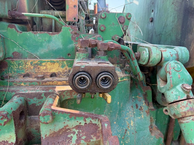 john-deere-6-image-17