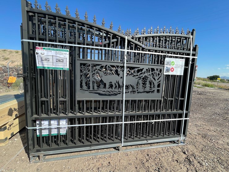 #2872-•-2026-unused-metal-farm-driveway-gate-image-2