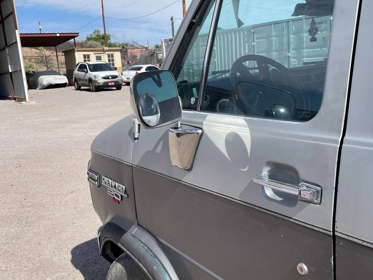 1988-chevrolet-g20-image-80