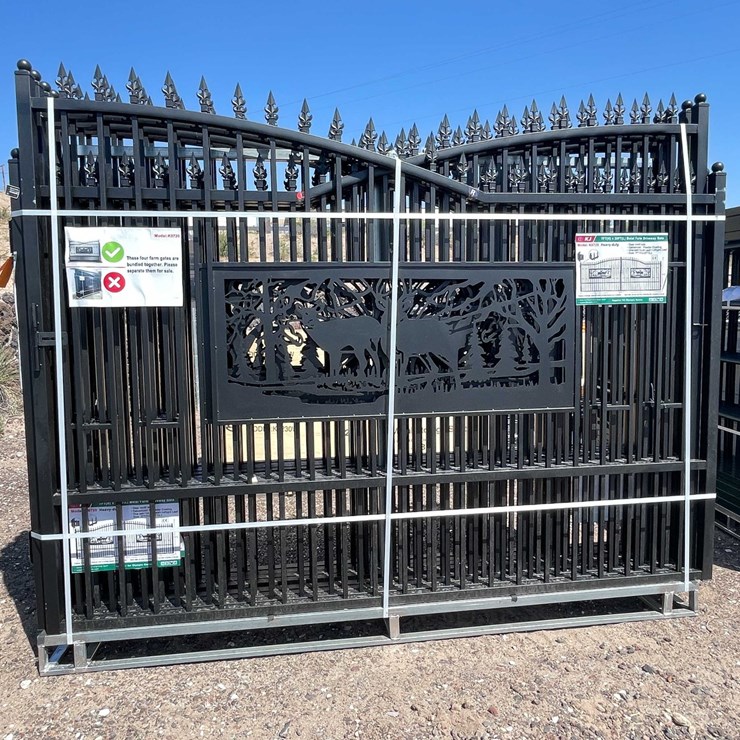#2881 • 2026 Unused Metal Farm Driveway Gate