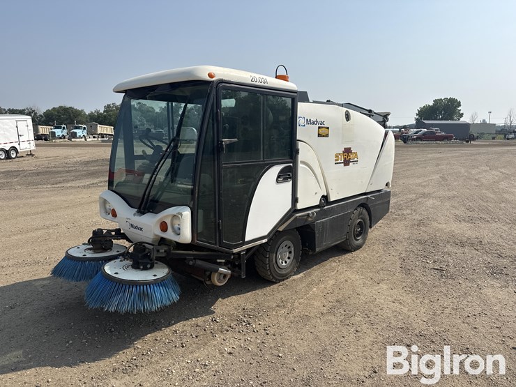 2005-johnston-cs50c-sweeper-image-1
