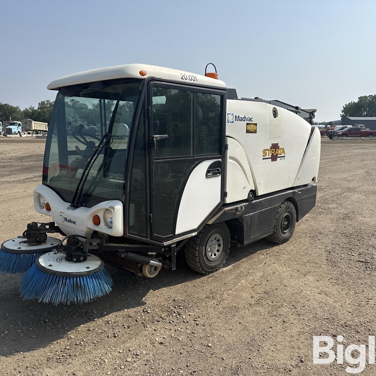 2005 Johnston CS50C Sweeper