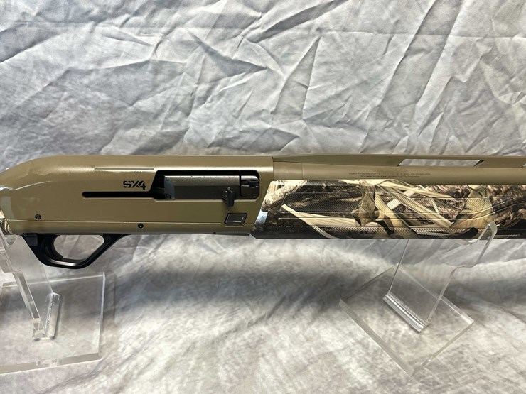 #10650-•-winchester-sx4,-12-ga.-semi-auto-shotgun,-sn:-pt26493yy11k-image-5