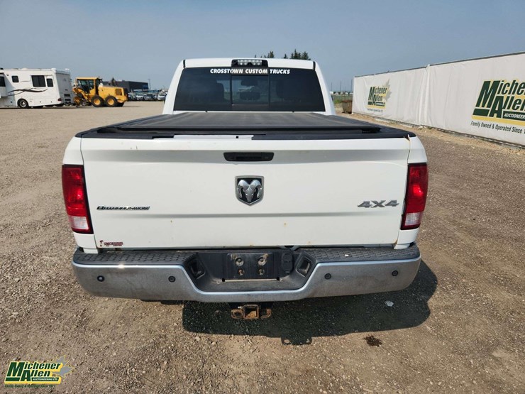 2014-dodge-2500-image-7