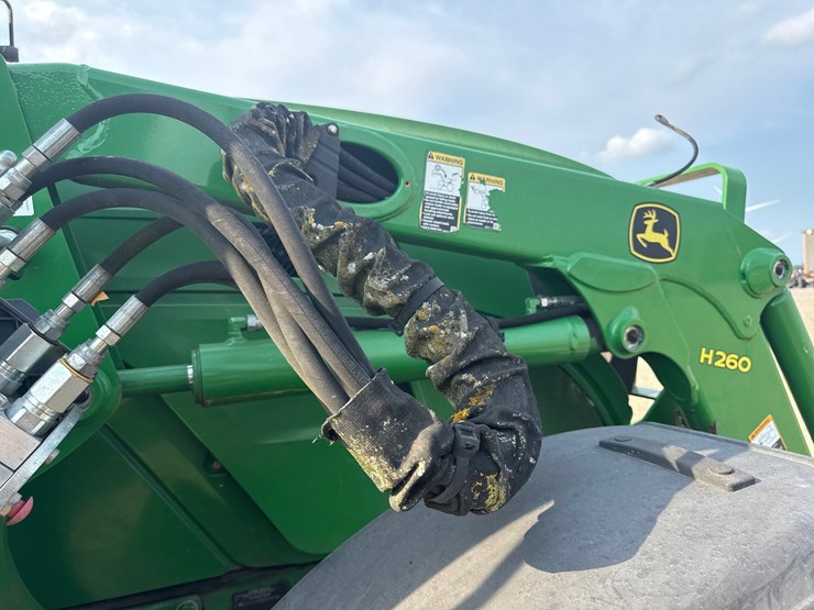 john-deere-6125m-image-41