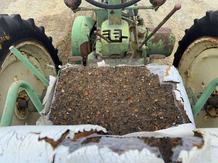 john-deere-model-b-image-25