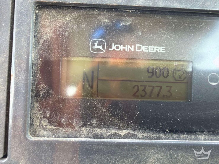 2017-deere-310l-image-7