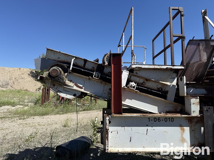 universal-3042-image-13