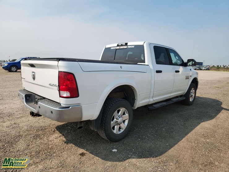 2014-dodge-2500-image-4