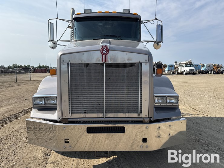 2013-kenworth-t800-image-9